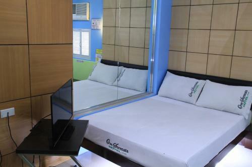 One Serenata Hotel Bacoor