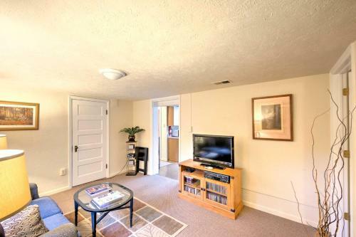 Quaint Denver Apartment Less Than 1 Mi To Downtown