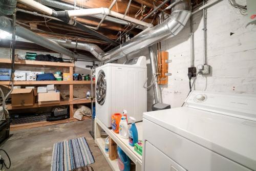 5 Star Cap Hill 3br Patio Garage & Walk Downtown