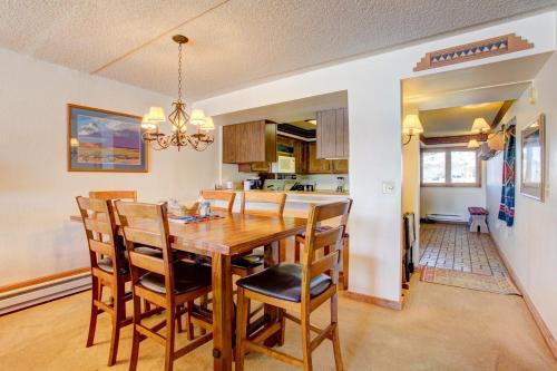 Apartamento 207 Point Dillon Condo