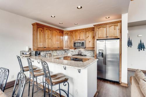 3br Townhome - Walk To Slopes