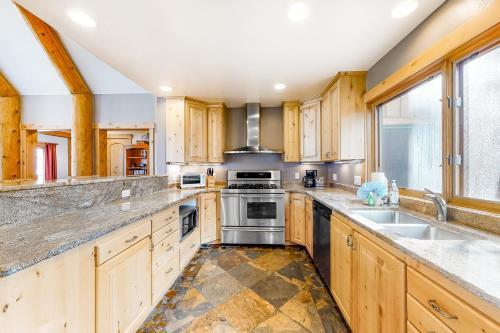 Treehouse Townhome II At Summerwood