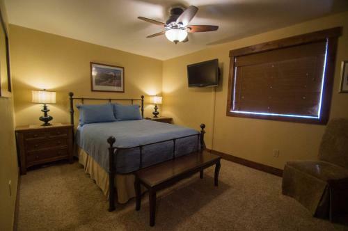 Lake Haus #c9 By Book By Owner