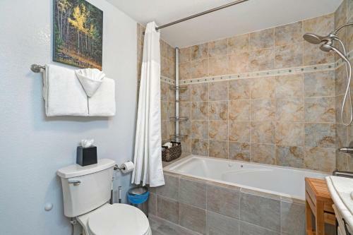 Apartamento Emerald Mountain 28c Condo