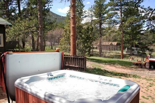 Triple R Cottages By Rocky Mountain Resorts