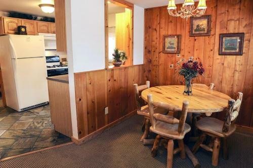 Lazy R Cottages By Rocky Mountain Resorts