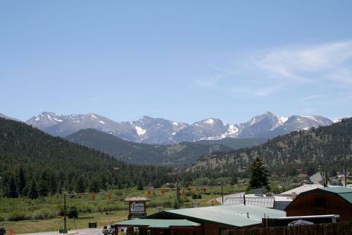 Lazy R Cottages By Rocky Mountain Resorts