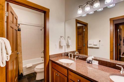 Villa Black Canyon Inn Unit F4