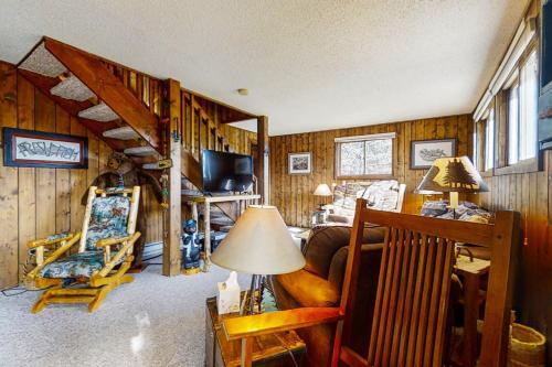 Gem Lake Retreat