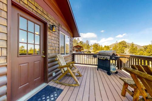 Rocky Mountain Sunshine Cabin