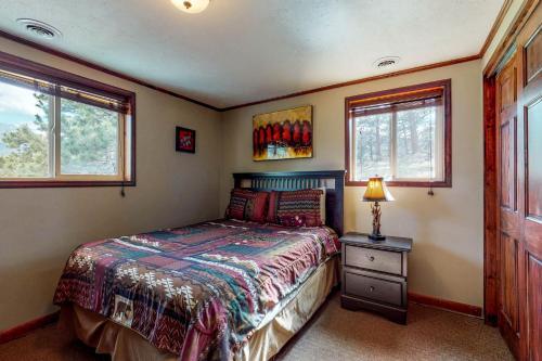 Mary's Lake Cabin