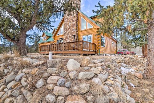 Spacious Fairplay Cabin With Deck And Dry Sauna!