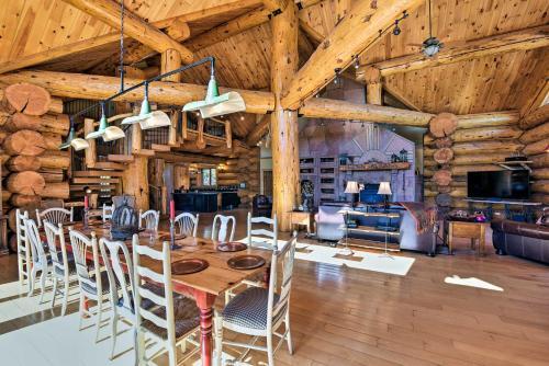 Stunning Fairplay Cabin With Hot Tub And Sauna