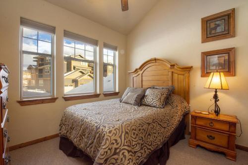 Apartamento Cozens Pointe D301 Condo