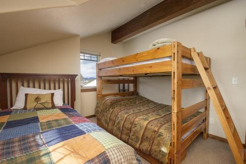 Apartamento Cozens Pointe D301 Condo