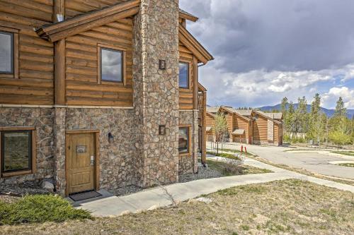 Apartamento Peaceful Fraser Condo With Patio - By Hiking Trails!