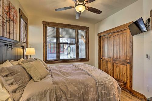 Upscale Getaway With Hot Tub, Walk To Main St