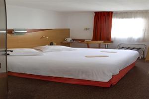 Hotel Kyriad Nice Centre Port