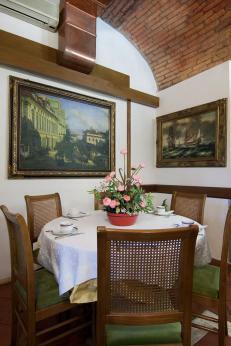 Hotel Galles