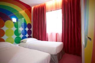 Hotel Re