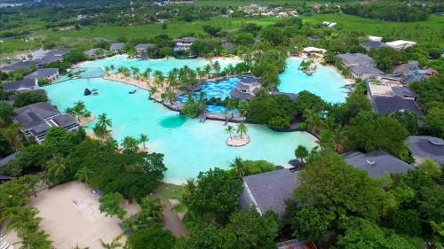 Hotel Plantation Bay Resort And Spa