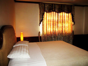Dulcinea Hotel And Suites