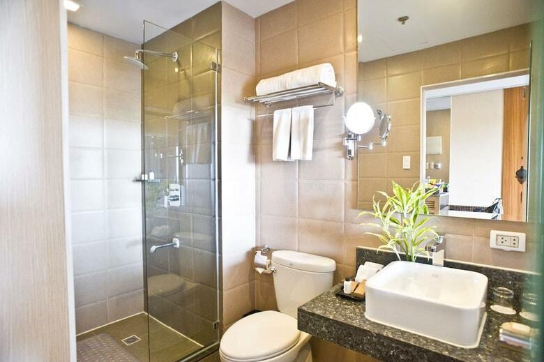Goldberry Suites And Hotel