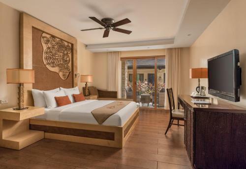 Hotel Crimson Beach Resort & Spa - Mactan Island, Cebu