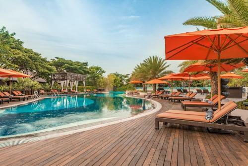 Hotel Crimson Beach Resort & Spa - Mactan Island, Cebu