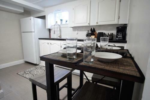 Apartamento Charming Bungalow Next To Unc-free Cruiser Bikes! Lower
