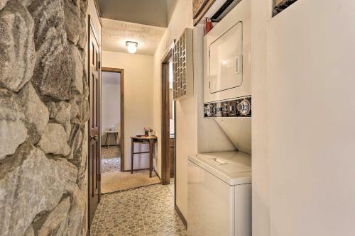Rustic Cabin With Fireplace, 2 Mi To Grand Lake
