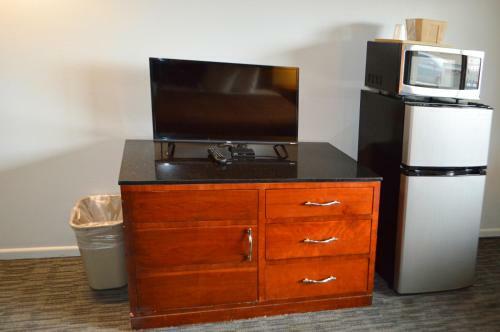 Hotel Greeley University Inn/ Greeley Inn
