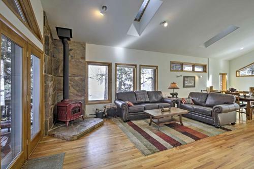 Creekside Mtn House With Deck 8 Mi To Idaho Springs