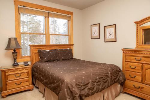 Apartamento 13 Cabin In The Pines Townhouse
