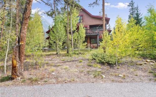 Apartamento 8750 Trappers Crossing Condo