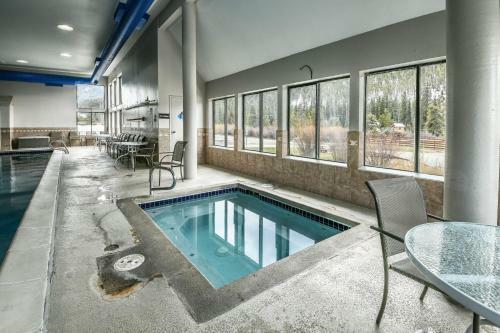 Lakeshore 1535