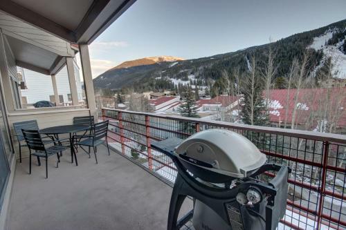 Ski Run 302