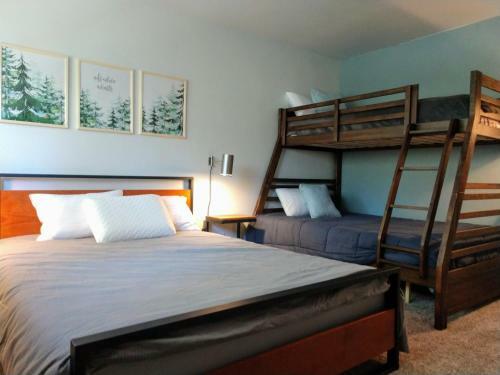 Keystone Gulch 2 Bdr With Pool, Hot Tub & Slopes