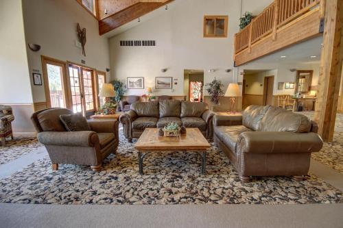 Hidden River Lodge 5980