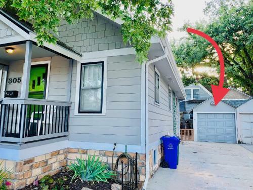 Cozy Bungalow In Downtown Loveland With Free Bikes!