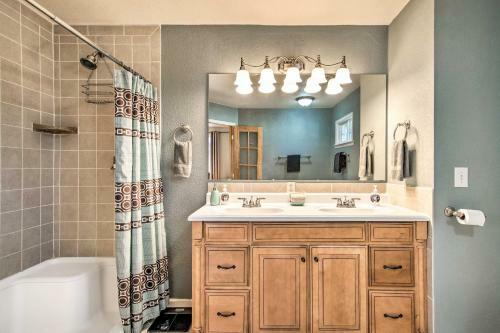 Spacious Lafayette Retreat - 20 Mi To Denver!