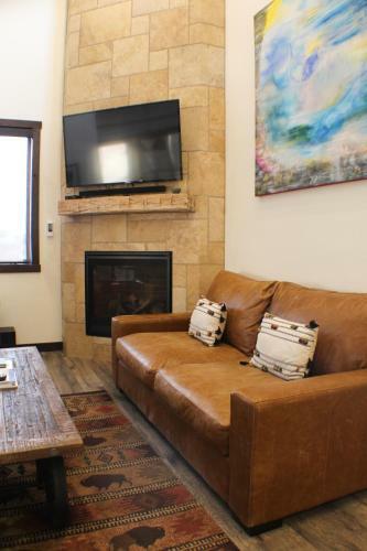 Crested Mtn North L9 (Condos And Townhomes)