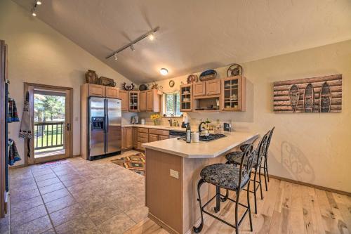 Pagosa Springs Home With Deck, Walk To Town!