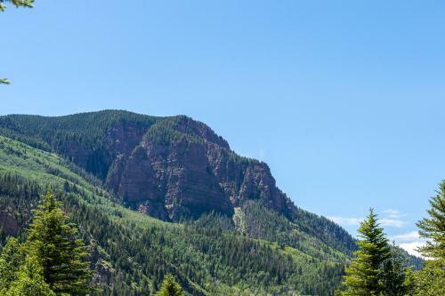 Elephant Mountain Cabin At Filoha Meadows