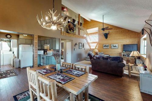 127 Morro Circle