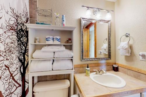 2 Bed 1 Bath Apartment In Wildernest, Co