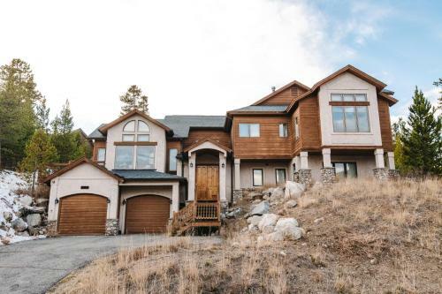 Hsrw Falcon Home 5 Bed 4 Bath Silverthorne