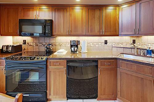 Timberline Condominiums 2 Bedroom Loft 3 Bath Unit C3e
