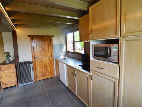 Holiday Home Het Leemhof Vloesberg