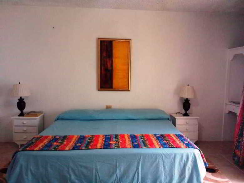 Chateau Blanc Apartments On Sea